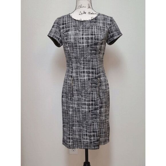 SHARAGANO Black and White Grid Print Zipper Decor Shift Office Dress SIZE 4 - Picture 8 of 12